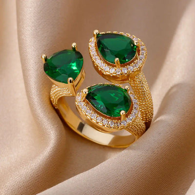 Cubic Green Three-Layer Ring