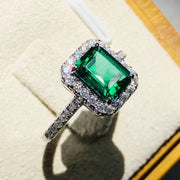 Elegant Square Green Fleece Ring