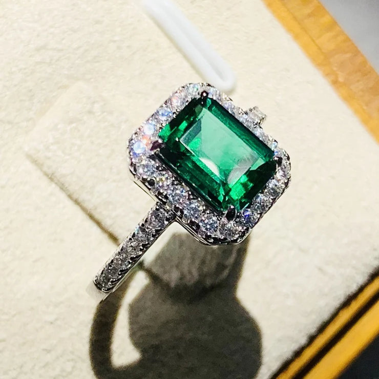 Elegant Square Green Fleece Ring