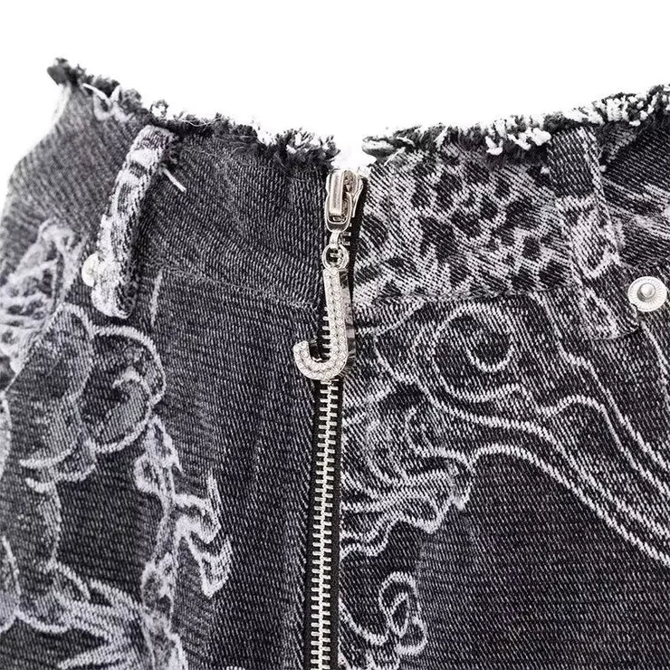 Sweet Spicy Dragon Pattern Embroidery Jeans