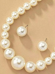 Three pieces of women's trendy large Pearl set