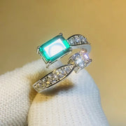 Stylish Adjustable Brilliant Green Ring