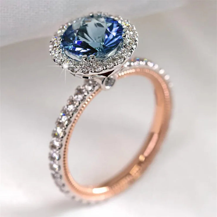 Huitan Luxury Engagement Ring