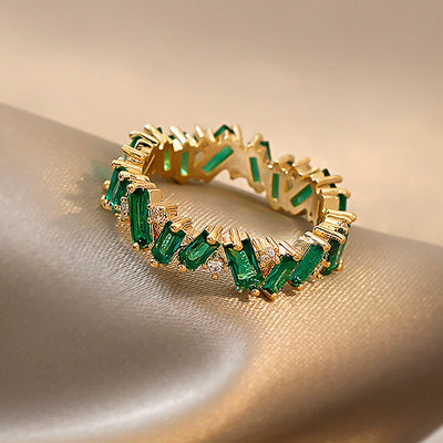 Luxury Huitan Chic Green Gold Ring